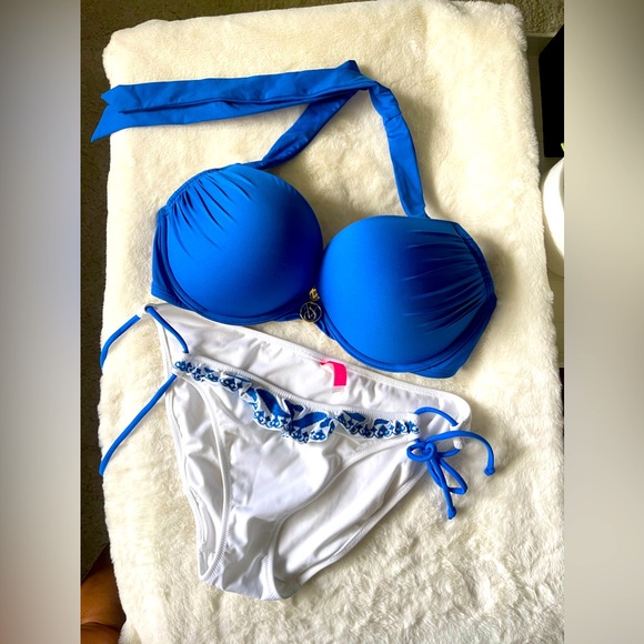 Two Piece Swimsuit Victoria Secret Medium 34D - Picture 1 of 3